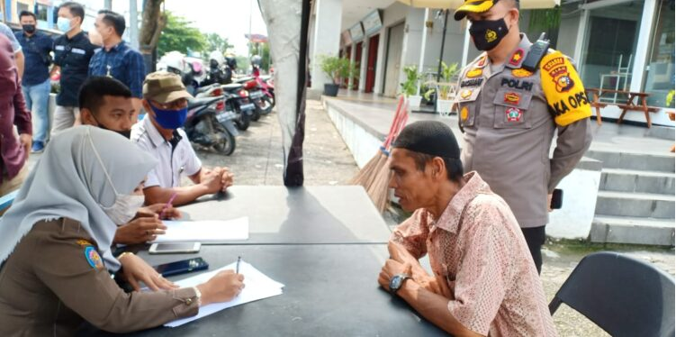 65 Pelanggar Terjaring dan Diberi Sanksi Oleh Tim Justisi Penanganan Covid-19 di Kampar